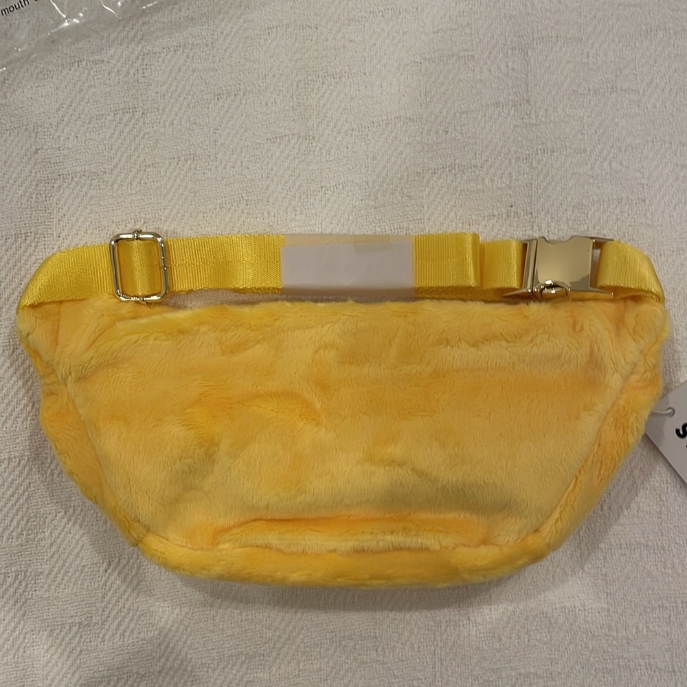 Stoney Clover Lane classic Fanny pack in lemon NWT - Picture 7 of 11